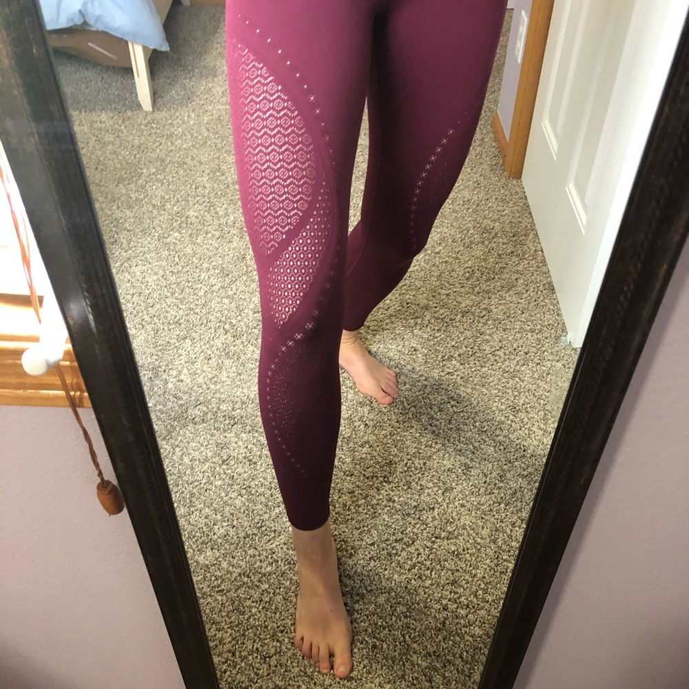 Lululemon Burgundy Leggings